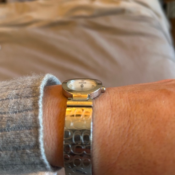 Coach watch** Authentic main image 12